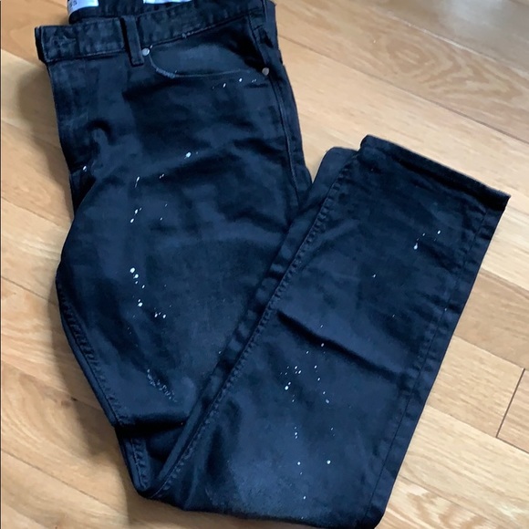 GUESS slim tapered paint splattered jeans - Picture 2 of 4